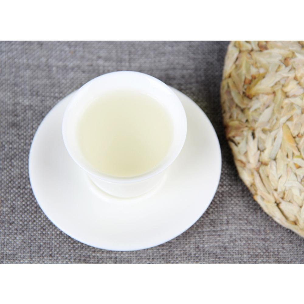 Yunnan White Bud Pu'er Tea 357g Ancient Tree Natural Herbal Energy Drink