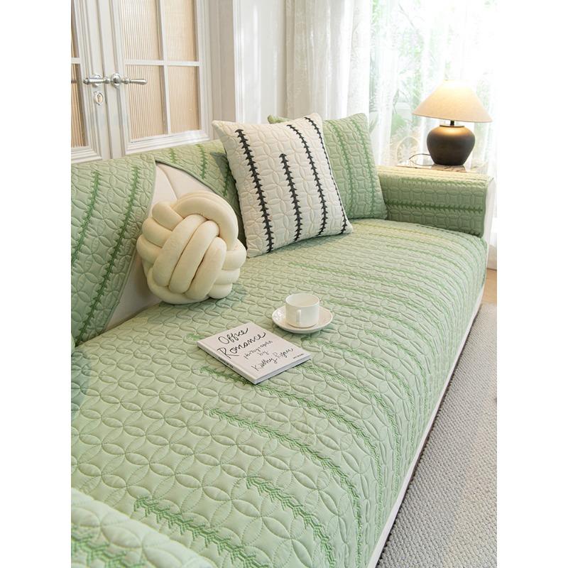 

Non-Slip Sofa Cushion Cover Anti-Scratch Universal All-Season Light Luxury Leather Protector for Couches 70*70cm