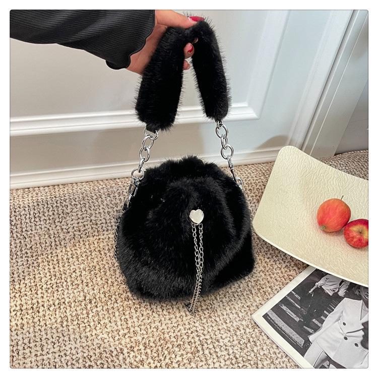 Plüschige Schulter- und Umhängetasche für Damen - Modische, vielseitige, trendige Bucket-Handtasche (Kollektion 2025)