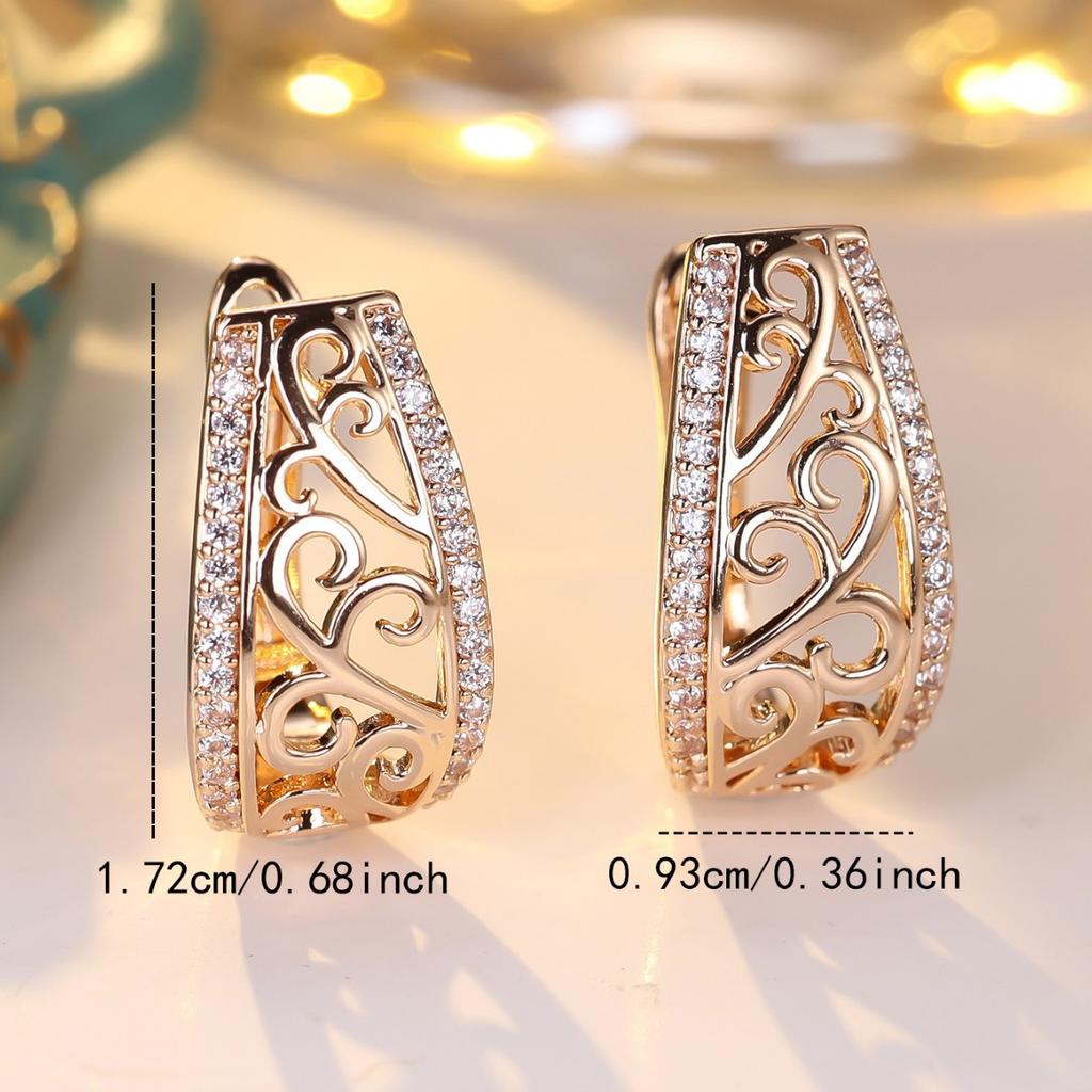 Hollow pattern with diamond engraved ear buckles, retro curly grass pattern earrings, high-end versatile earrings.