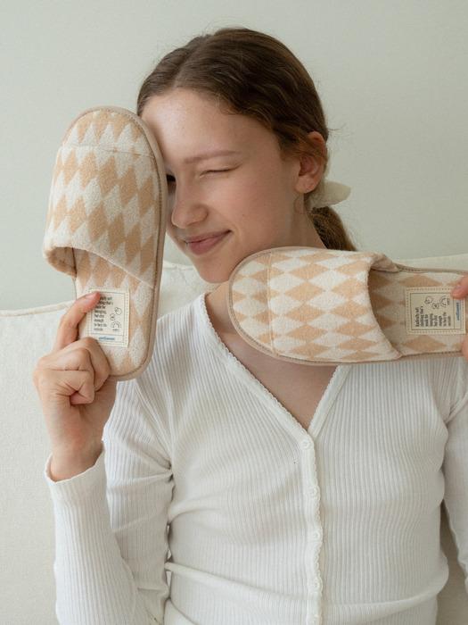 Ordinent Romi Fluffy Room Shoes/Room Slippers - 2 Colors Beige Argyle L