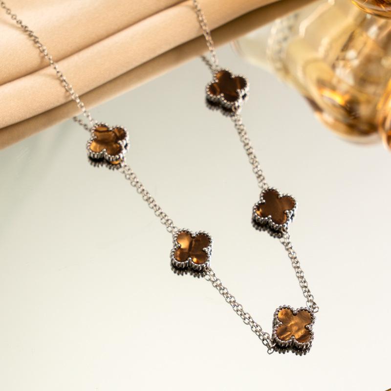 Kleeanhänger, leichter Luxus, hochwertiges Gefühl, schlicht und speziell, Titanstahl, nicht verblassend, hochwertiges Gefühl, erstes Accessoire