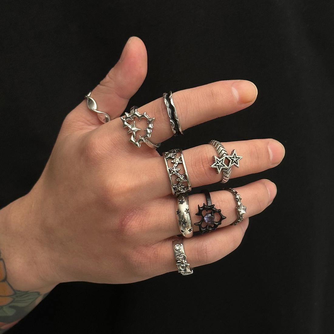 

Ingemark 9Pcs/Set Goth Ancient Silver Color Open Rings for Men 2026 Trend Vintage Metal Star Hollow Bat Shape Rings Male Jewelry
