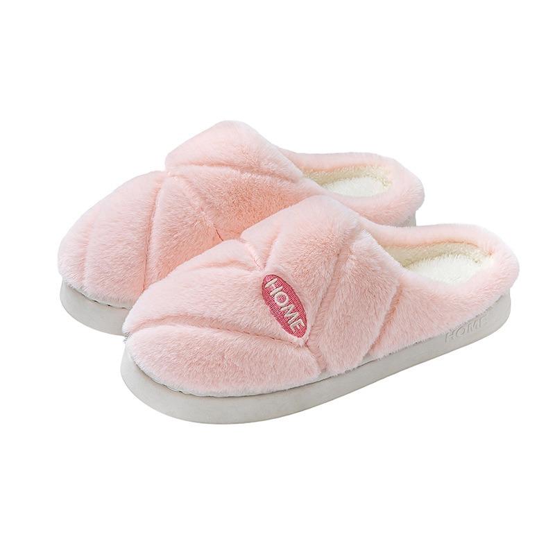Damen tragen Haushaltswarme und Fleece-Komfortschuhe mit dicker Sohle und Plüsch-Baumwollpantoffeln außen.