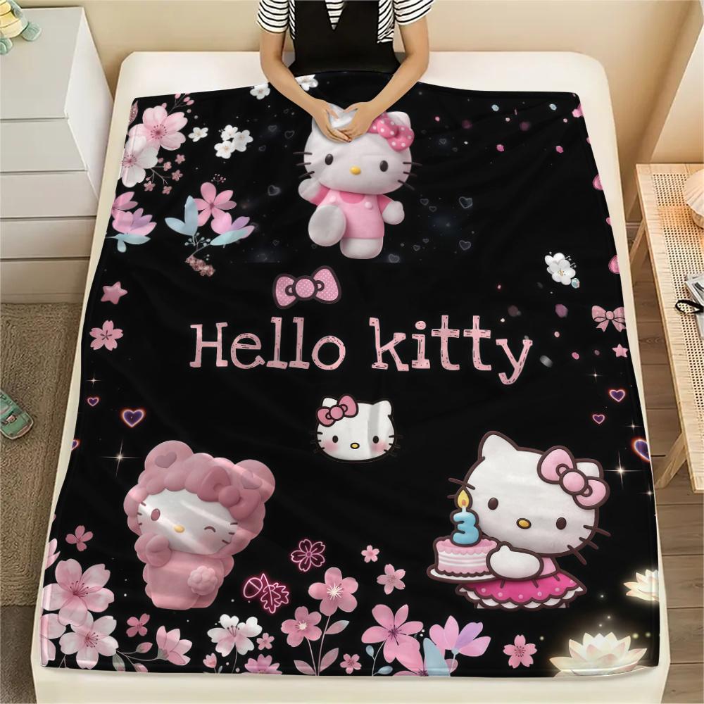 

1 шт. Фланелевое одеяло Sanrio с черным принтом, Высококачественное, Для всех сезонов, Декор для дома, Тепло и комфорт, Идеально подходит для рождественских подарков 80cm x 120cm