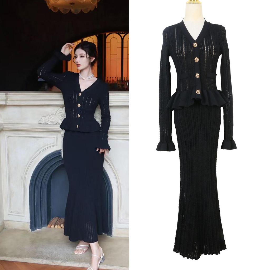 Elegant Women's Fishtail Long Dress: V-Neck, Hollow Knit, Long Sleeve, Bodycon Style