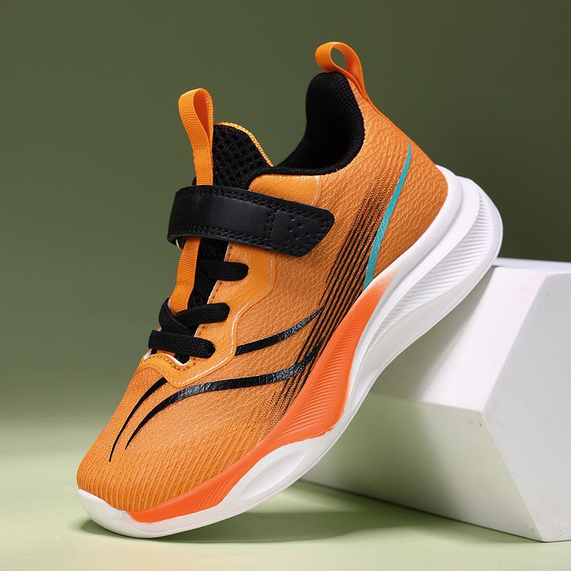 Boys shoes 2025 autumn new children's fly-woven mesh breathable sports shoes medium and large children's non-slip boys running shoes