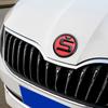 AEQ1 2pcs Car Front Hood Badge Rear Trunk Emblem Replacement Sticker For Skoda S Octavia 2 3 Kodiaq Fabia Karoq Superb 3 Scala VRS A5