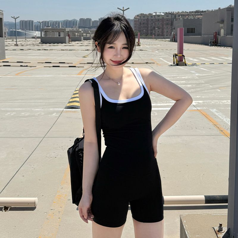 

Spring and Summer New Shockproof Sports Vest Women Contrast Color Outer Wear Yoga Bra Top Quick-Drying Breathable Fitness Casual Wear Black M