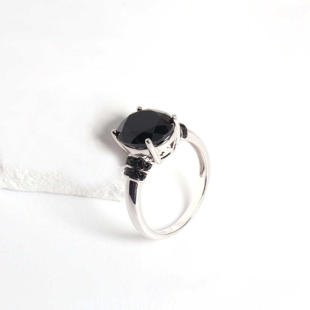 Klasický design Oval Natural Black spinel Prsten 925 Sterling Silver elegantní Módní jemný šperkový dárek pro ženy a dívky