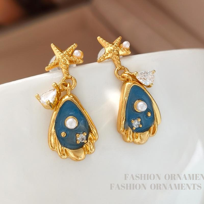 Elegant Chinese-Style Earrings & Necklace: Trendy, Versatile, Personalized Accessories for All Customers