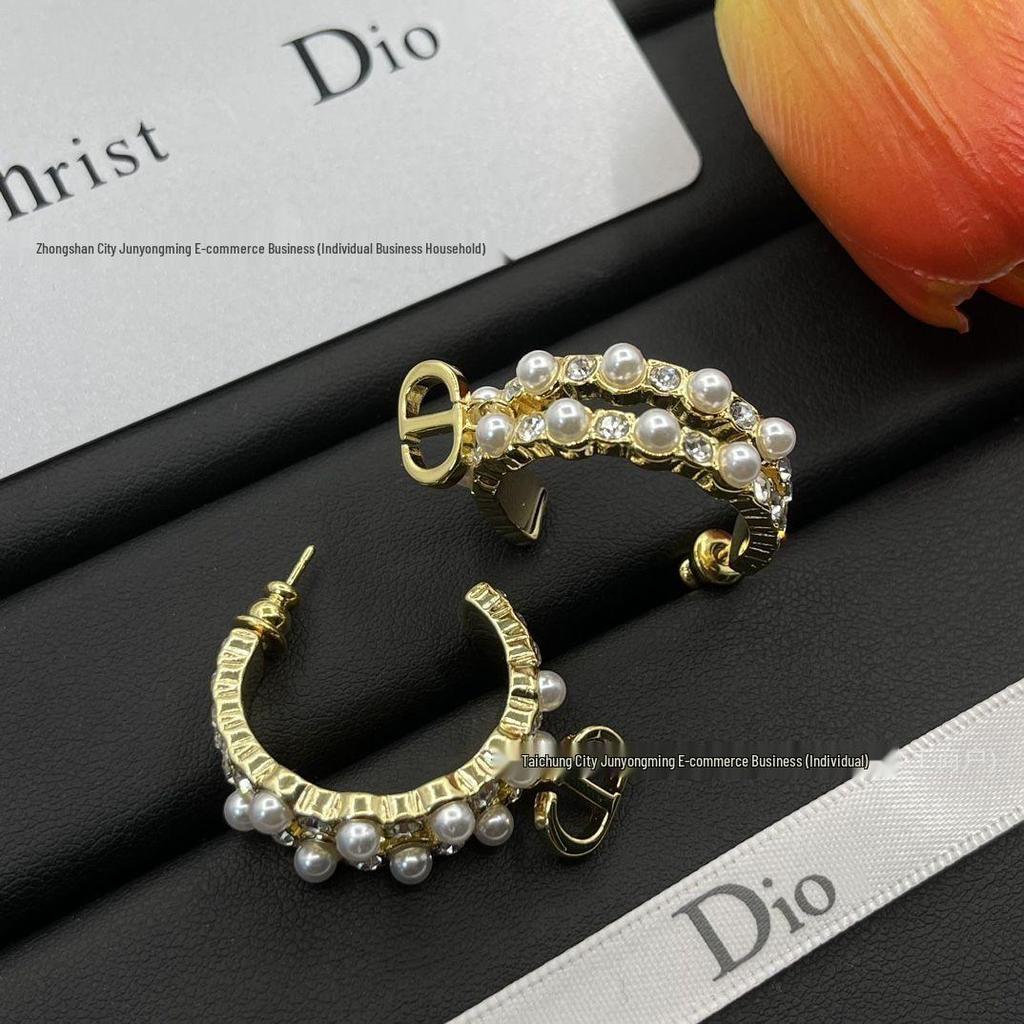 Doppellagige C-förmige Perlen- und Diamant-Inlaid CD Ohrstecker, Nischen-Silberohrstecker für Damen