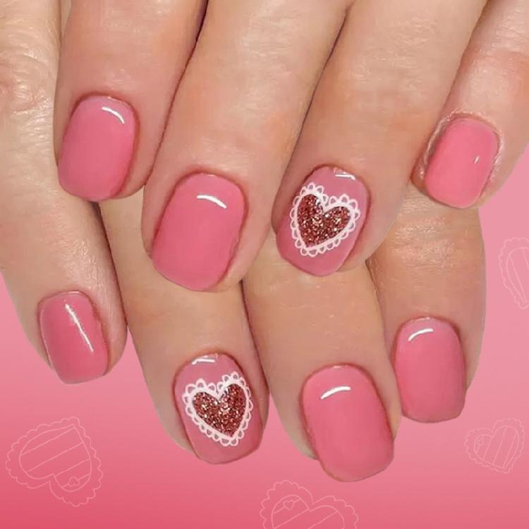 

24Pieces False Nail Easy Apply Multiple Size Lace Heart Design Short Square Pink Glitters Fake Nail Party Accessories 1