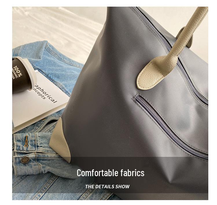 Portable Women's Yoga Fitness Bag: High-Capacity, Fashionable Tote for Travel and Sports