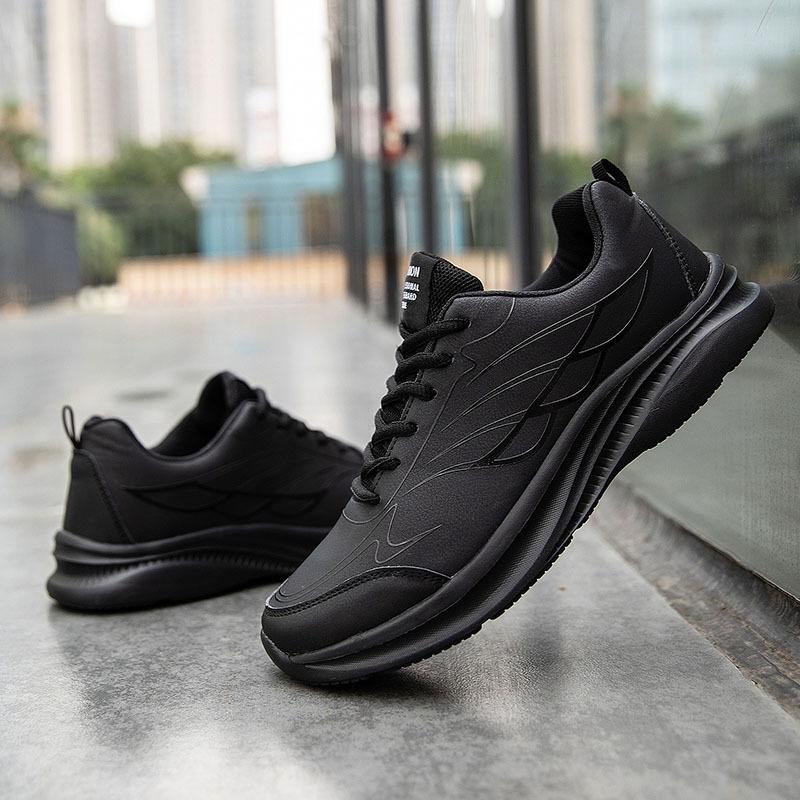 

Men s shoes 2025 spring and summer new leather waterproof sports shoes men s breathable outdoor running shoes non-slip and wear-resistant casual shoes 45