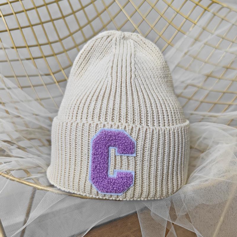 Chapeau d'hiver simple multicolore avec grande lettre C pour femme, bonnet unisexe d'hiver, casquette d'extérieur épaisse et chaude, style hip-hop, sport, ski, tricoté