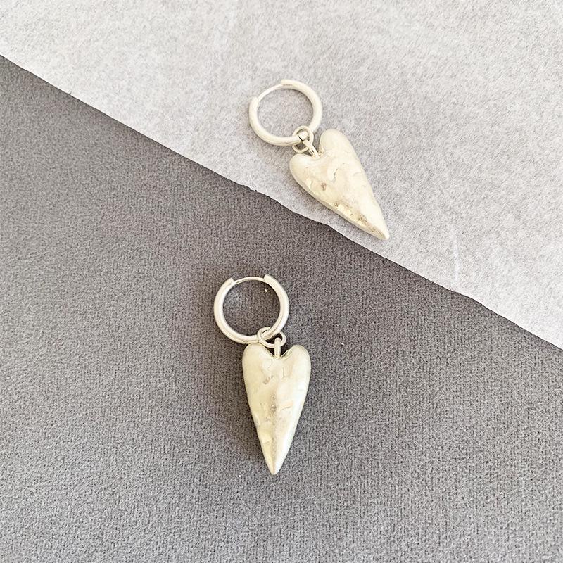 Brincos de Argola de Coração Prateados Retro Envelhecidos