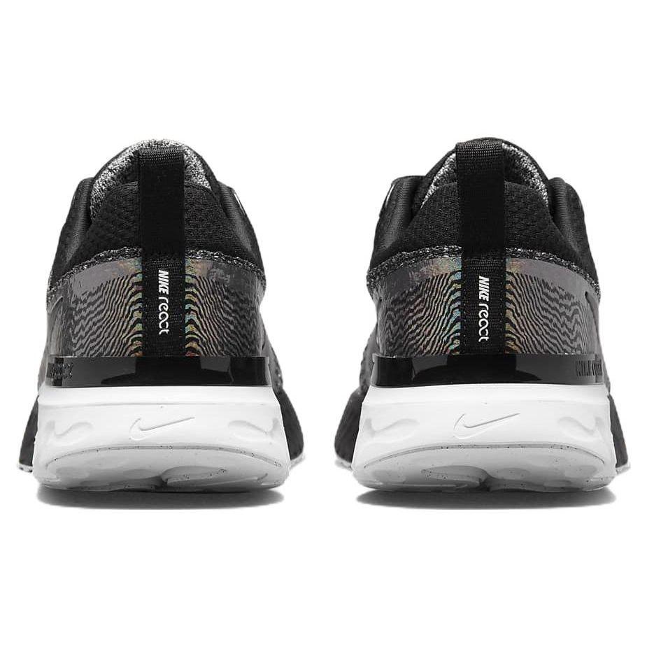 Nike Women's Black White Iridescent DZ3027-001