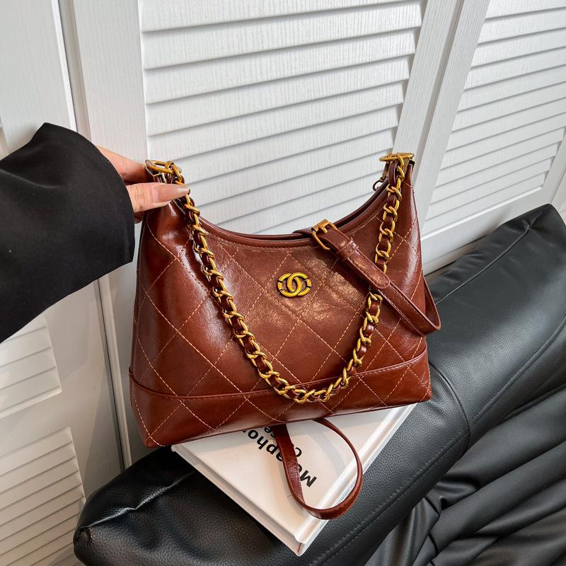 Niche Retro Texture Handbag Bag Women's New High-value Diamond Chain Bag Simple Shoulder Messenger Bag