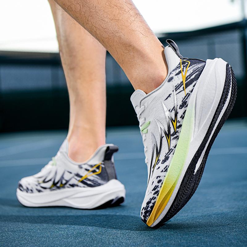 Running Shoes Men Shoes Breathable Mesh Anti-slip Wear-resistant Casual Shoes Men Lightweight Sports Walking Shoes Men