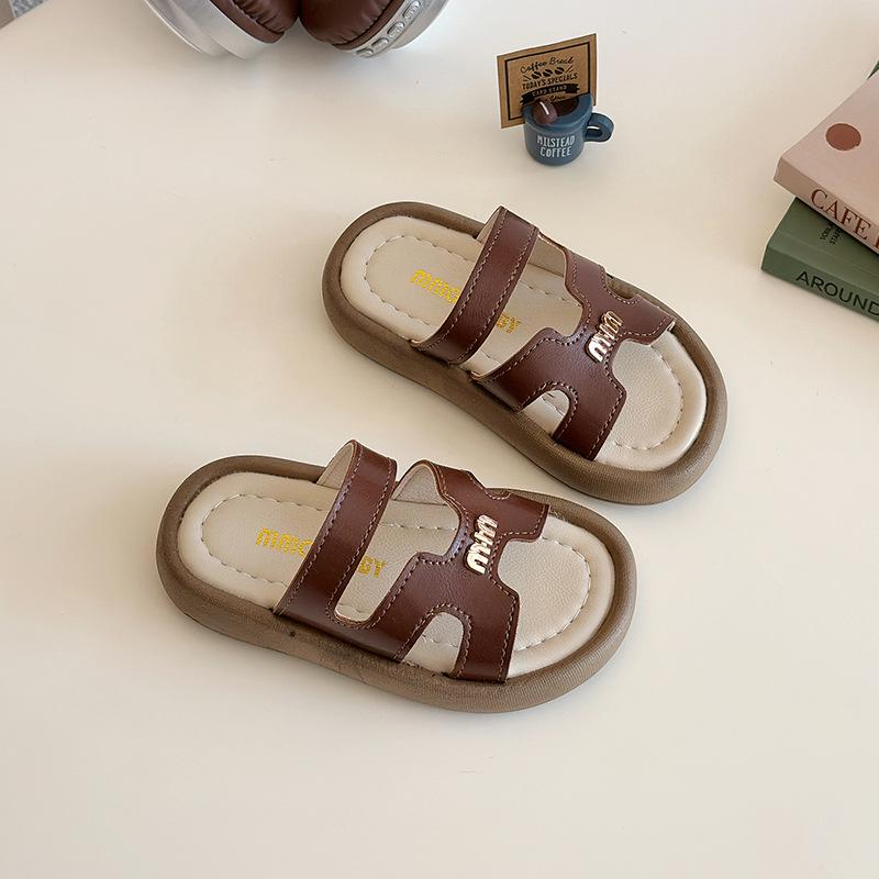 Kids' Summer Comfort Slippers: Soft Sole, Wear-Resistant, Trendy One-Strap Flats for Boys & Girls.