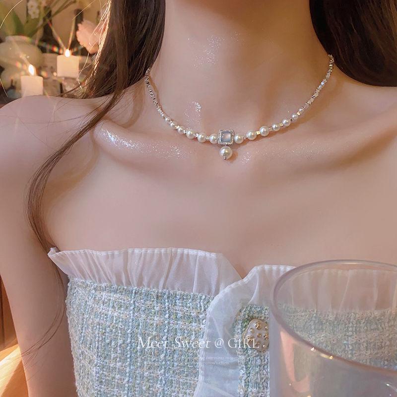 Elegant Minimalist Long Pearl Necklace - French Light Luxury High-End Women's Sweater Chain