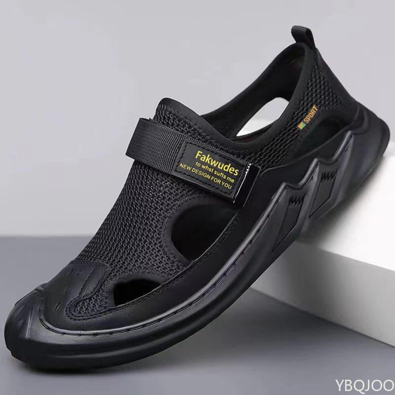 2025 Men's new Sandals Soft soled breathable lazy Shoes Hollow out casual mesh shoes Lightweight comfortable Male sandals Homme