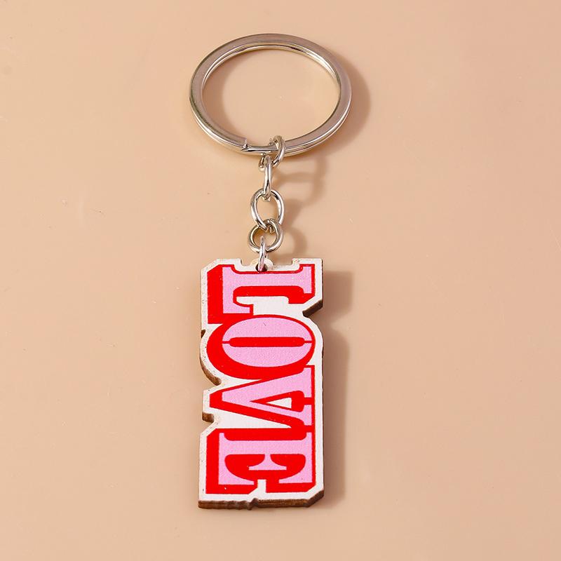 Romantic Wood Keychain Charms Love Heart Lip Keyrings Pendants for Women Girls Handbag Decor DIY Valentine's Day Key Chain Gifts