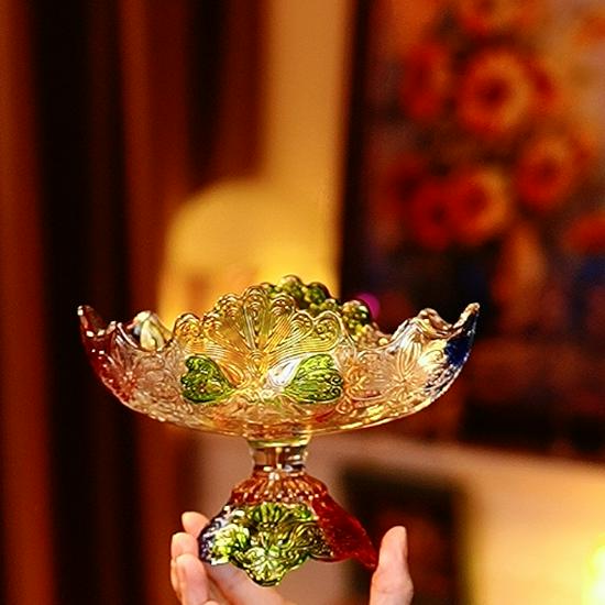 Nordic Light Luxury Crystal Glass Fruit Bowl - Creative Decorative Plate for Home or Living Room