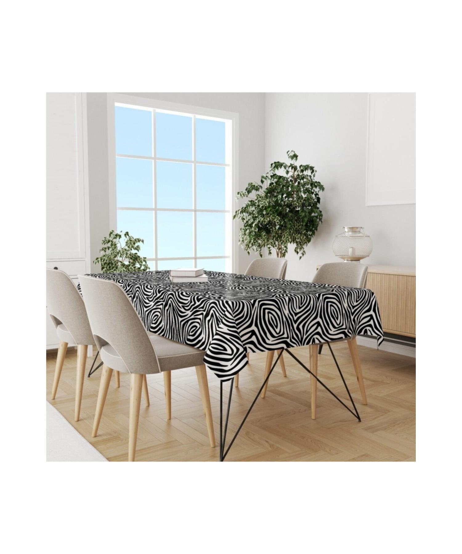 

Скатерть с рисунком под зебру