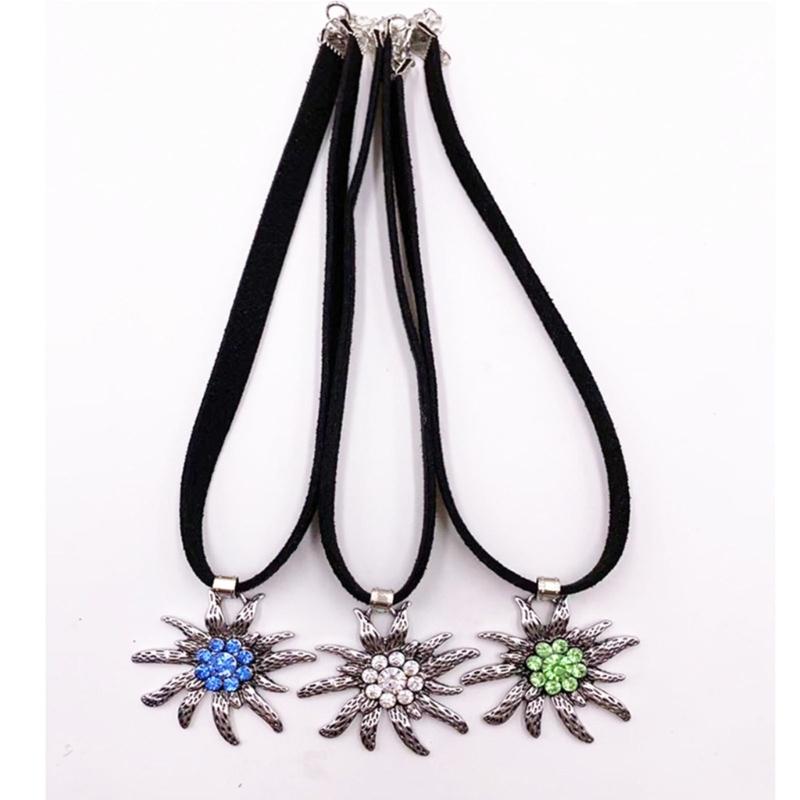 Traditional Vintage Edelweiss Necklace Fashion Flower Charm Pendant Necklaces Women Choker Clavicle Chain Jewelry Gift