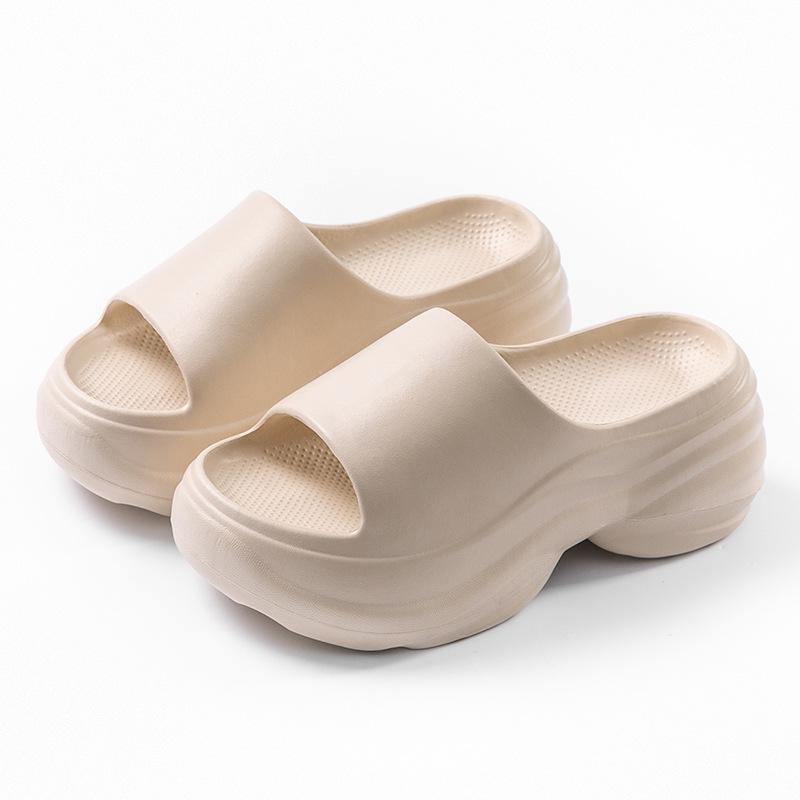 Women's 2025 Summer Height-Boosting Platform Beach Slippers