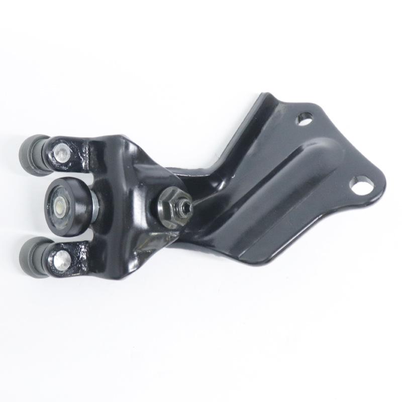 Applicable Jiangling Transit V348 Upper Roller: Middle Door & Side Door
