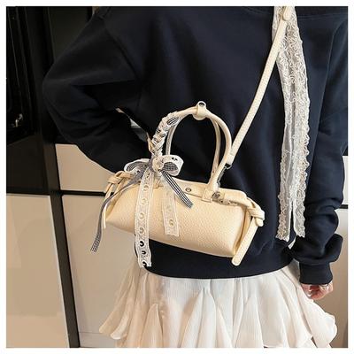 Premium Pendler kleine Tasche Damen neue vielseitige Umhängetasche Mode tragbare Kissen-Tasche Baguette-Tasche