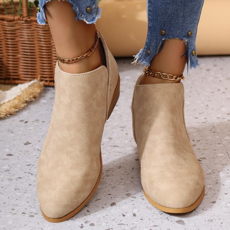 Europejskie i amerykańskie duże rozmiary krótkie rurki gruby obcas buty Martin damskie jesienno-zimowe szpiczaste tylny zamek frędzle cienkie gołe botki