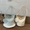 New Women Top Handle Bags  Fashiable and Versatile Shoulder Bag Soft Leather Bucket Casual Commuting Bag Summer Fashi