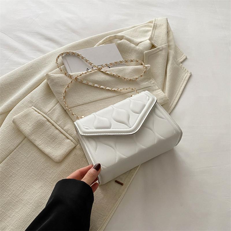 Stylish Black White Purple And Fuchsia Crossbody Chain Bag For Trendy Casual Outfits With Versatile Chic Design