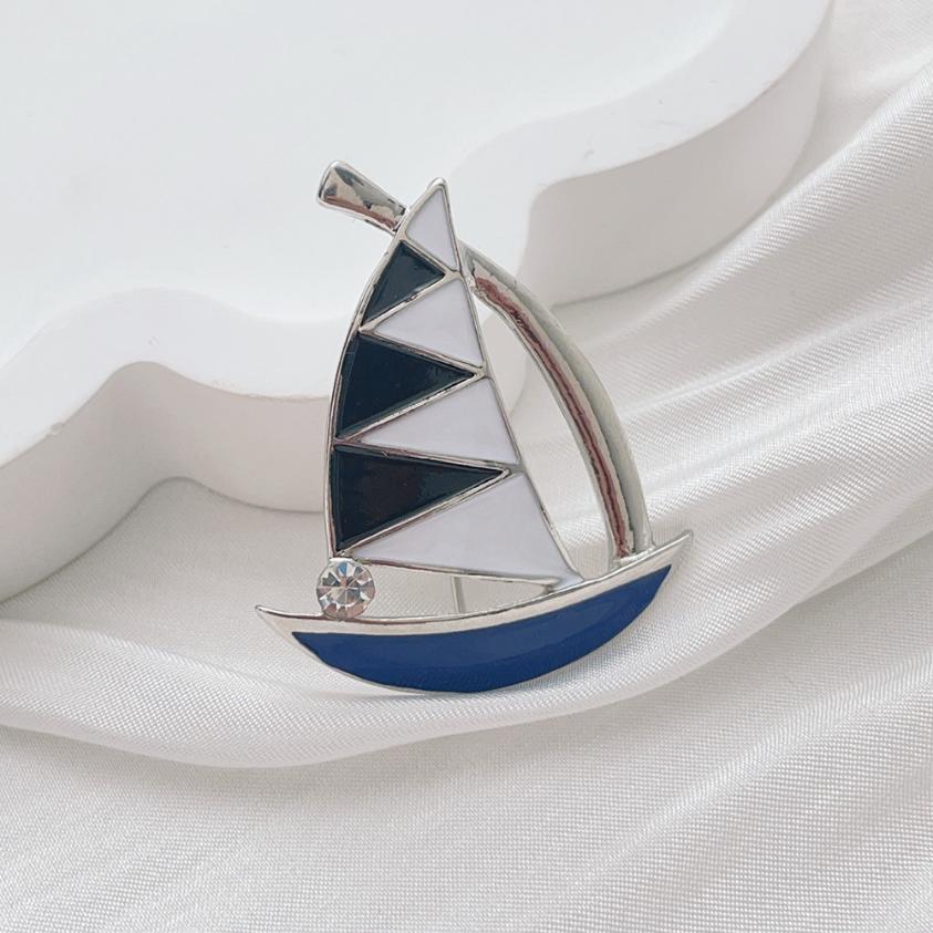 Vintage Enamel Blue Sailboat Brooches Caribbean Pirate Ship Lapel Pin For Men Women Clothing Luxury Accessories Jewelry