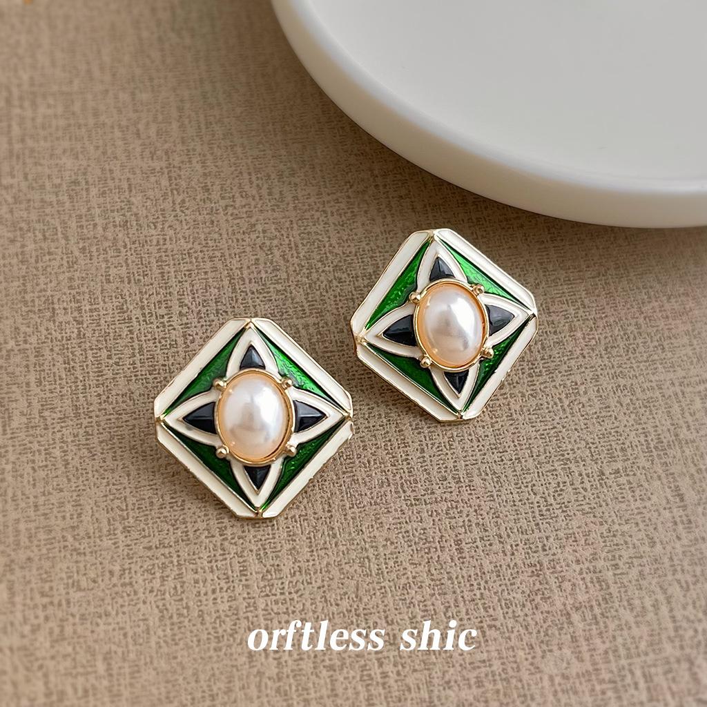 Medieval geometric square pearl earrings stud earrings literary retro court style earrings