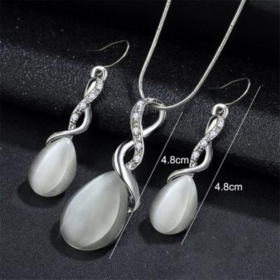 Yousheng 1 Set Bride Necklace Earrings Kit Waterdrop Pendant Rhinestone Twisted Ring Elegant Luxury Hypoallergenic Women Girl Hook Earrings Wedding