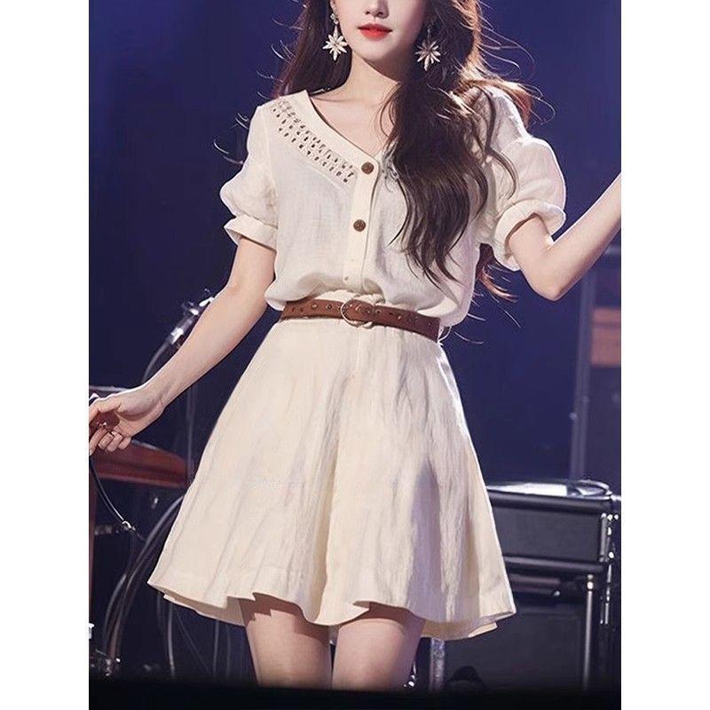 Elegant Summer White Dress for Women with Cinched Waist and A-Line Skirt S 80-95
