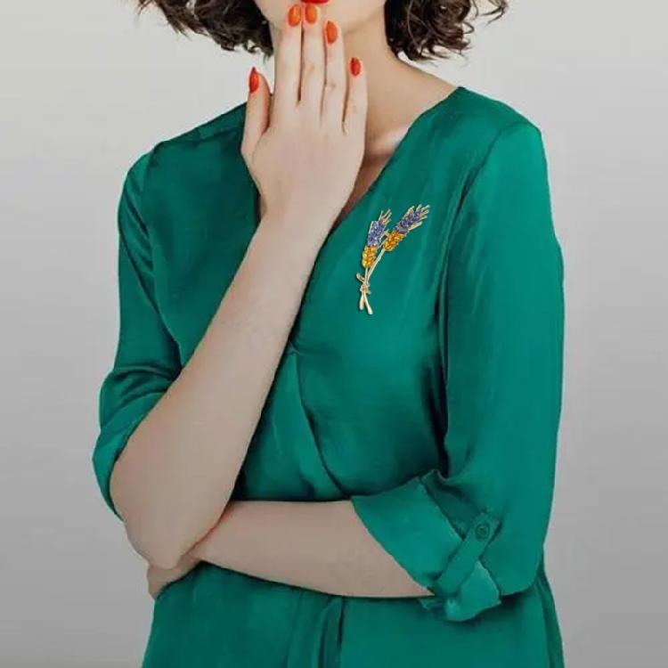 Unique Threaded Fringe Lapel Pin with Stone Accent Wheat Ear Brooches Accessory Fashionable Women's Clothing Accessory