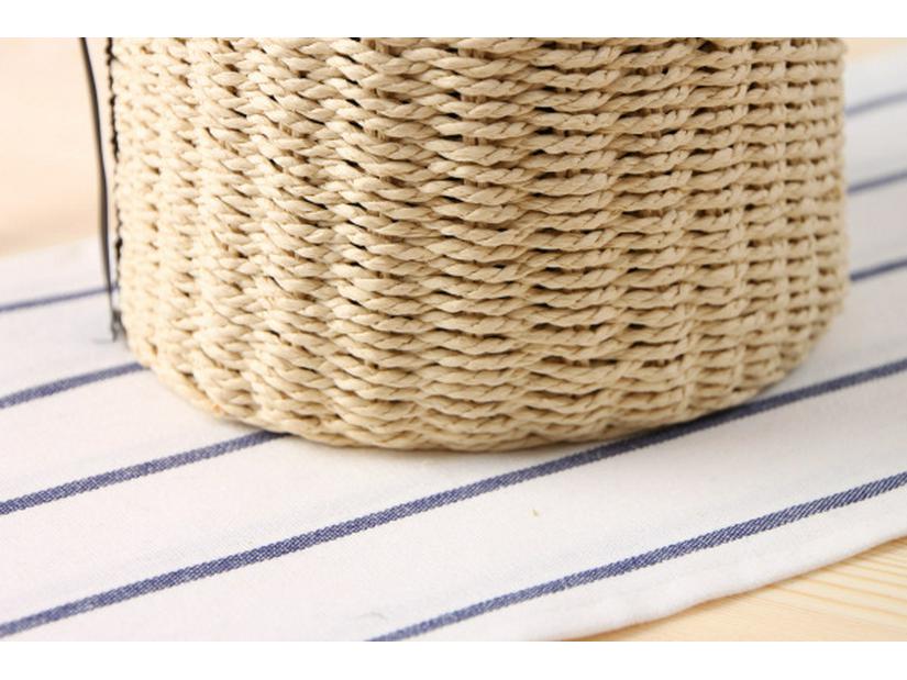 Round Cylinder Woven Handheld Bag: Versatile Summer Beach & Casual Women's Accessory