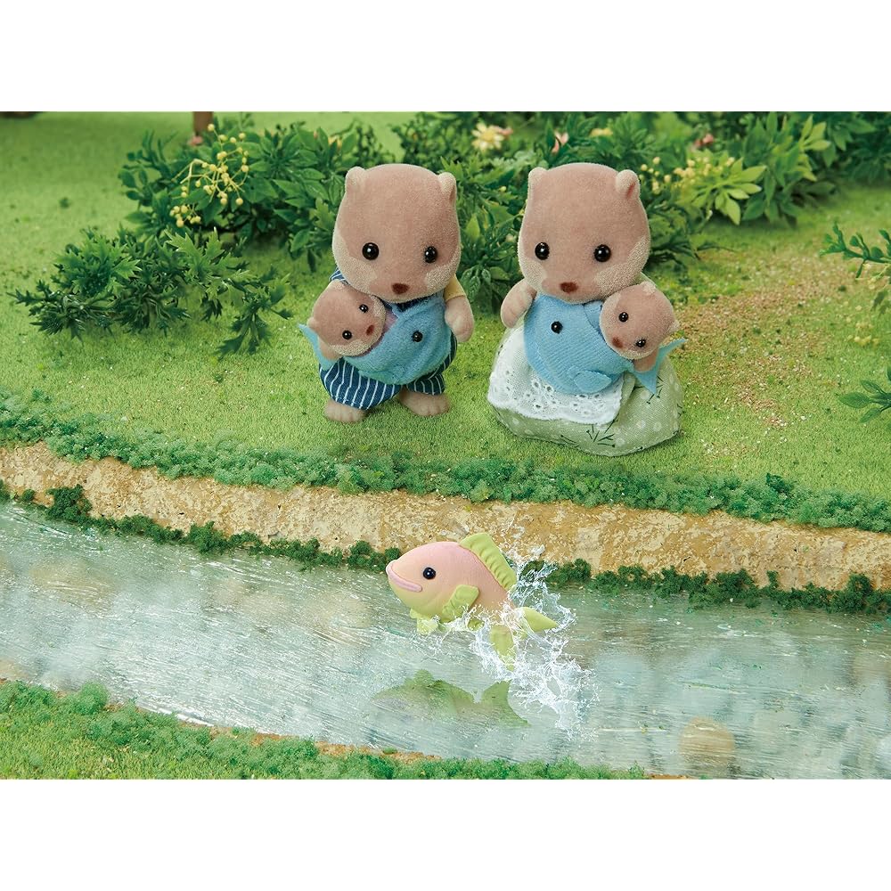 EPOCH Sylvanian Families Otter Family Doll Set 4 Figures Collectible Toys
