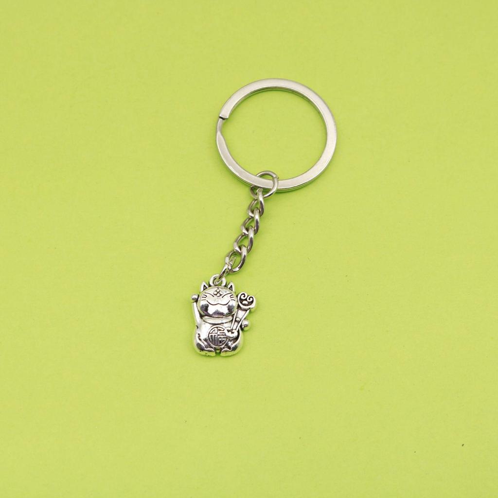 Hot Selling Simple Lucky Cat Keychain Pendant