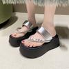 Summer Elegant and Simple Rhinestone Sexy Thick Soled Flip Flops Able Best Selling Comfortable Women's Shoes