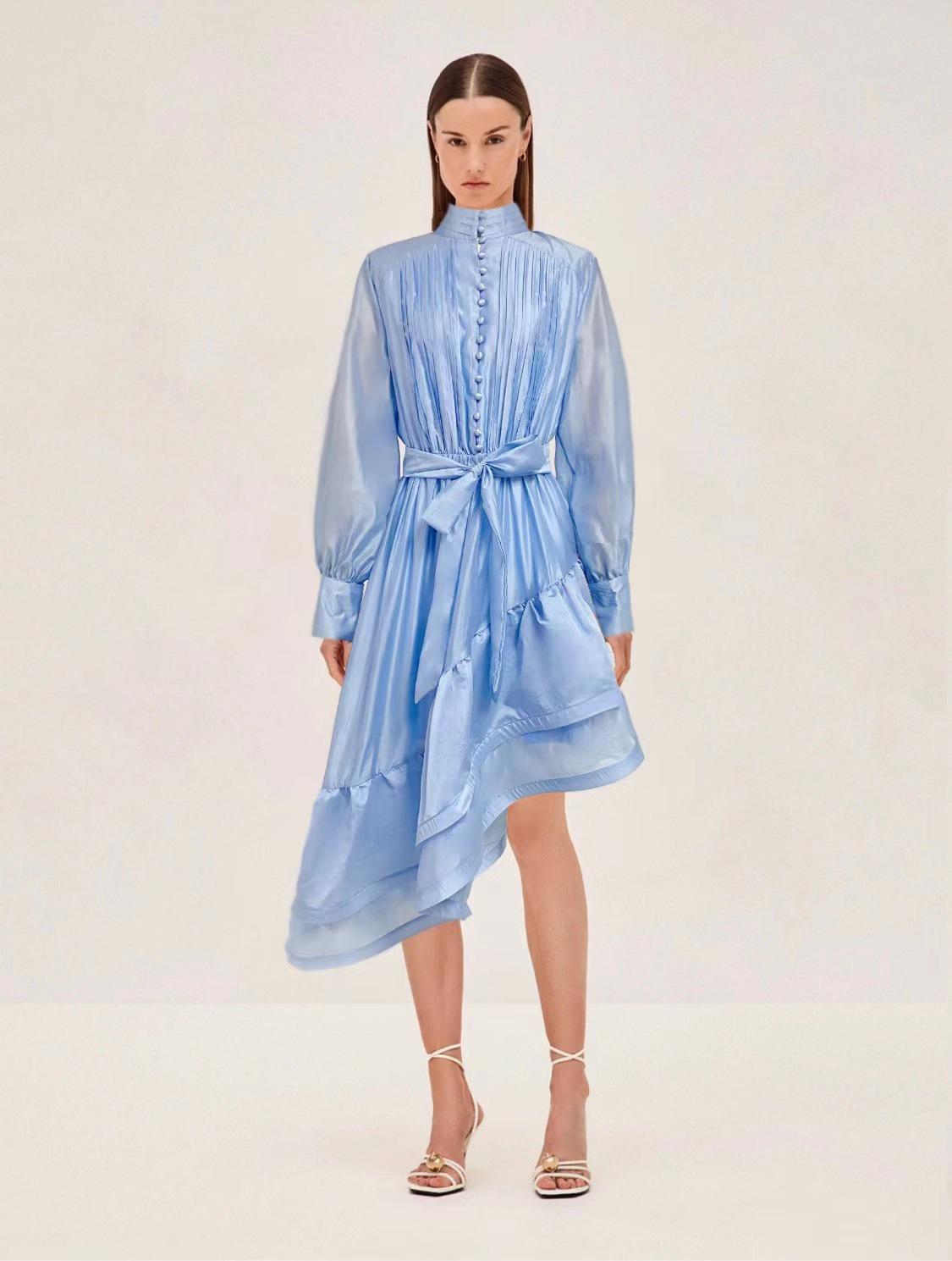 

Летнее длинное платье 2024 года со стойкой, рукавами-фонариками и поясом, подчеркивающим талию Extra Large синий