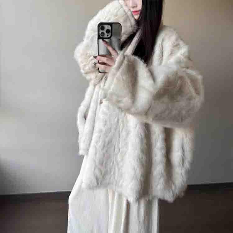

Women s Fluffy Cloud Stone Fox Fur Shawl Coat - Lazy Silhouette Winter Overcoat M