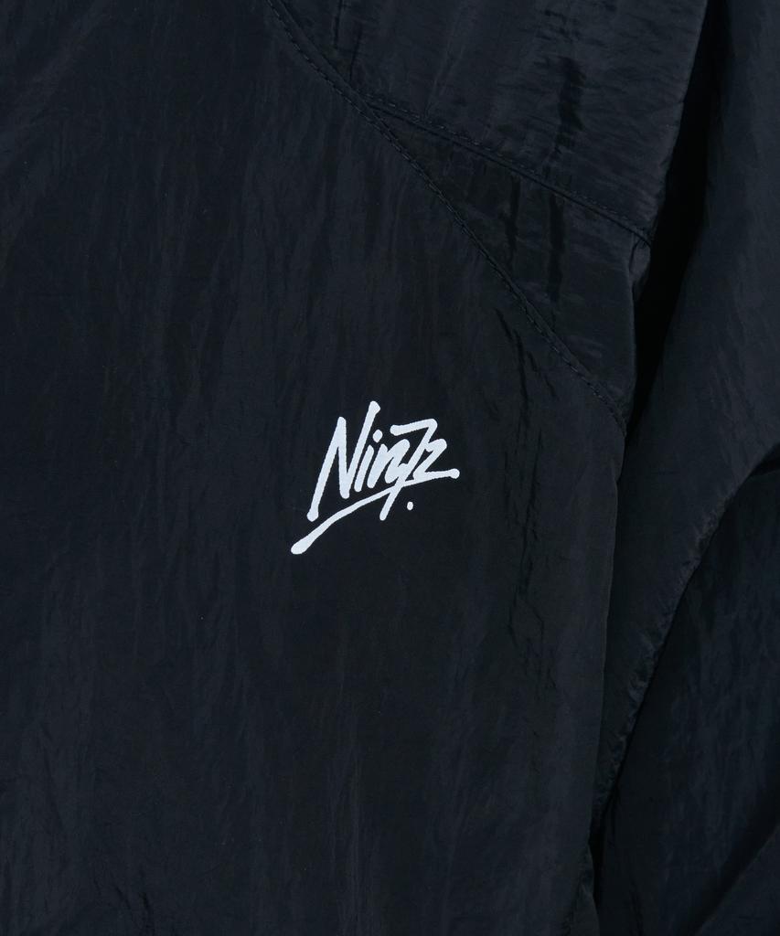 Ninez Curve Line Light Windbreaker (2 Colors)