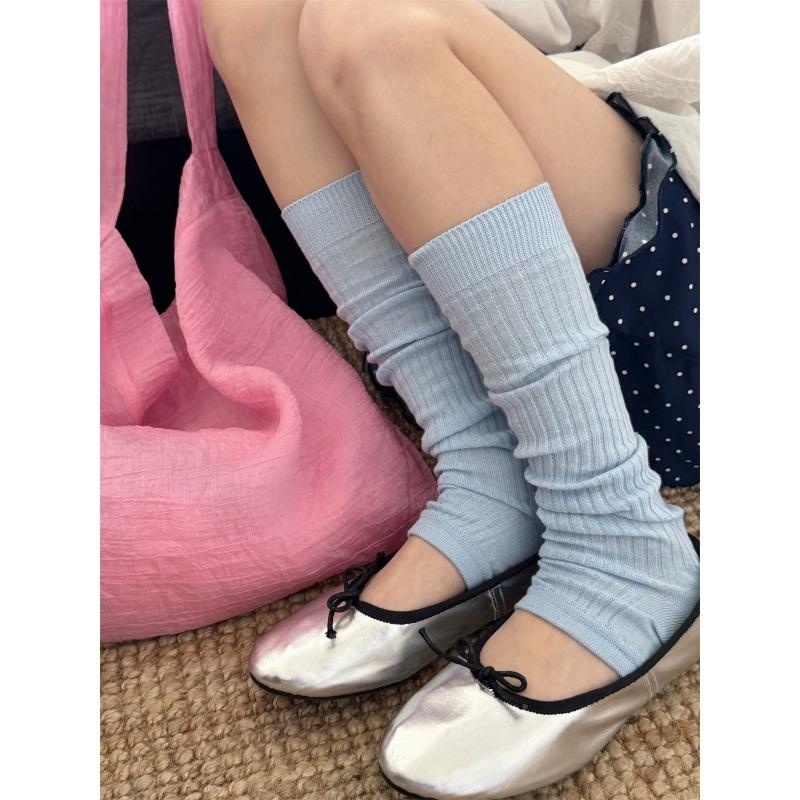 

This Thin Solid-color Ankle Sock Is Versatile and Has A Spicy Girl Style. It Features A Pair of Leg Socks and Double-needle Boneless Socks for Women 1 pair синій